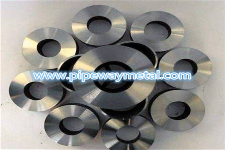 5 - 300mm Dia Bearing Steel Tube , 1 - 30mm Thickness Hydraulic Seamless Pipe