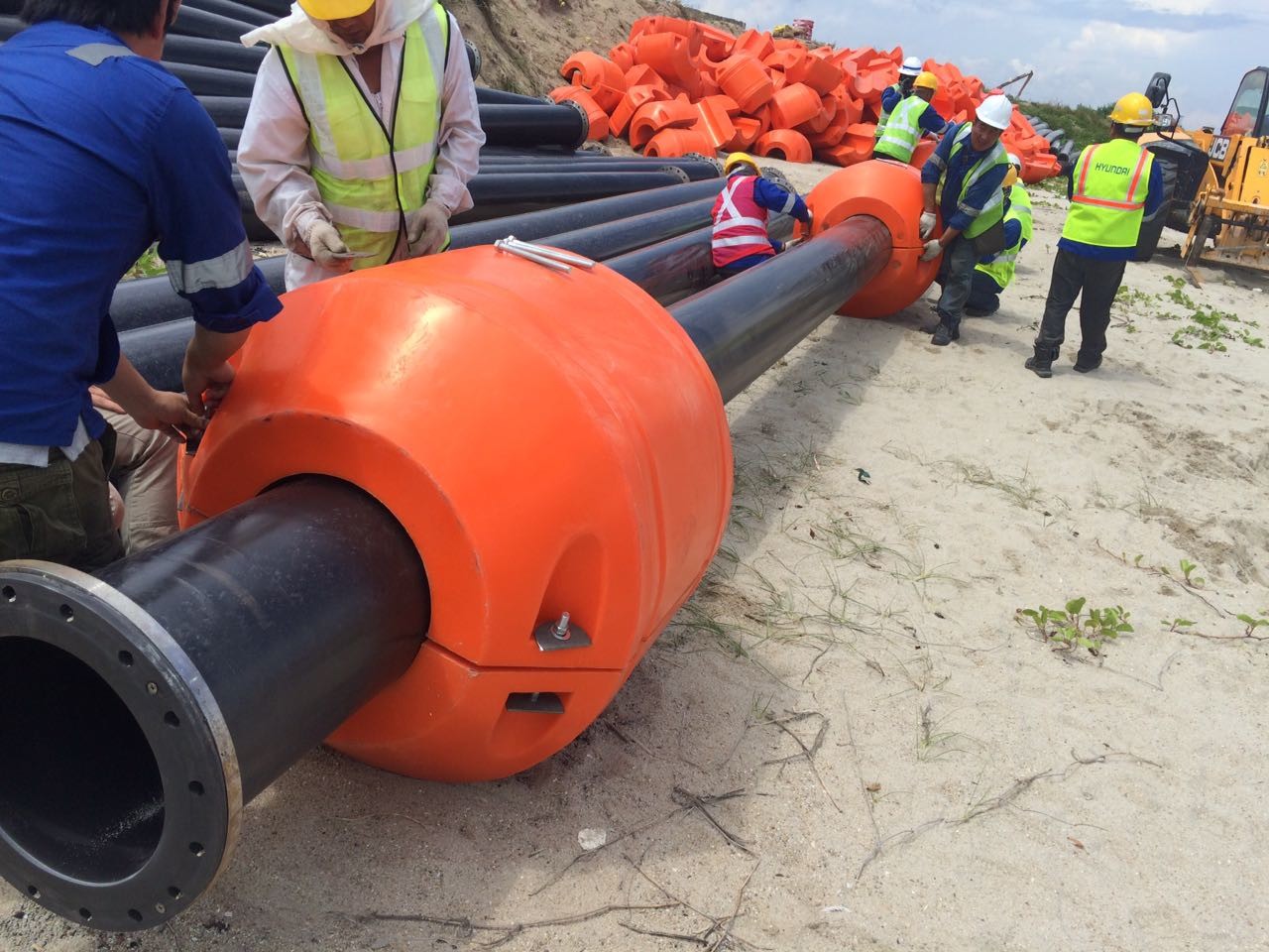 Custom Length Orange Or Yellow Polyethylene Pipe Floaters With UV Resistance