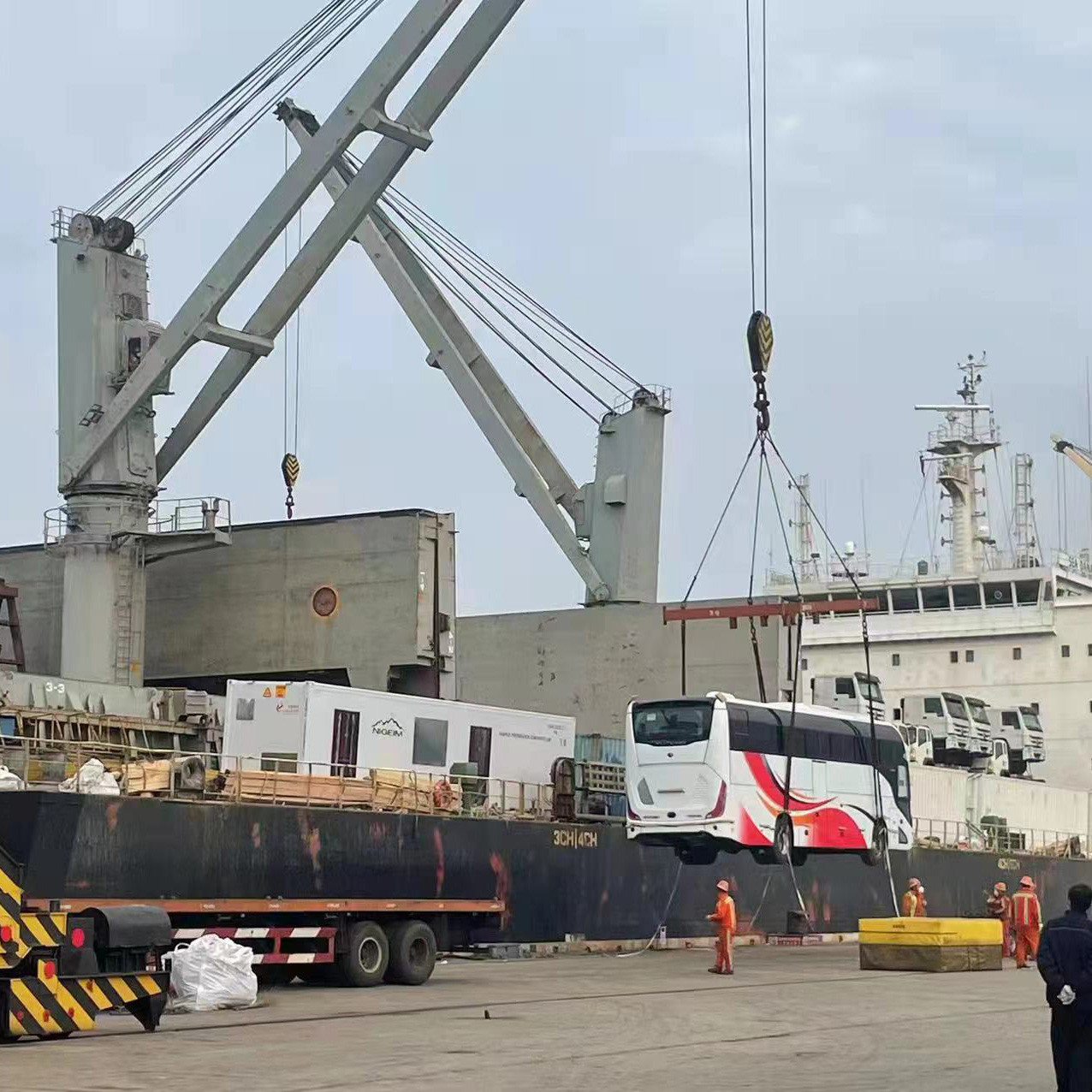 China To Bangladesh Break Bulk Shipping Services For Heavy Cargo