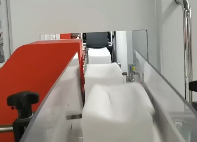 Processing Type Small Cutting Machine for Automatic Napkin Wrapping of Toilet Paper