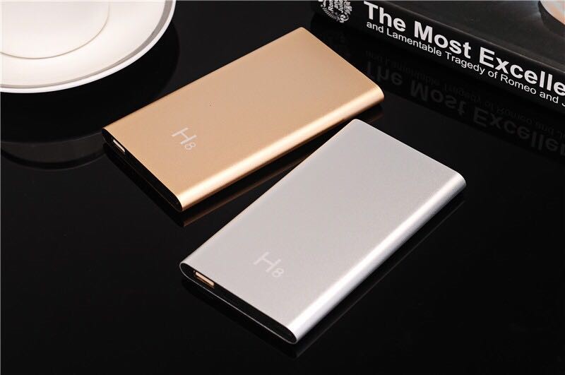 H8 Wifi Power Bank 1080P IP Live Cam Hidden Camera with 1080P HD Smartphone ip camera