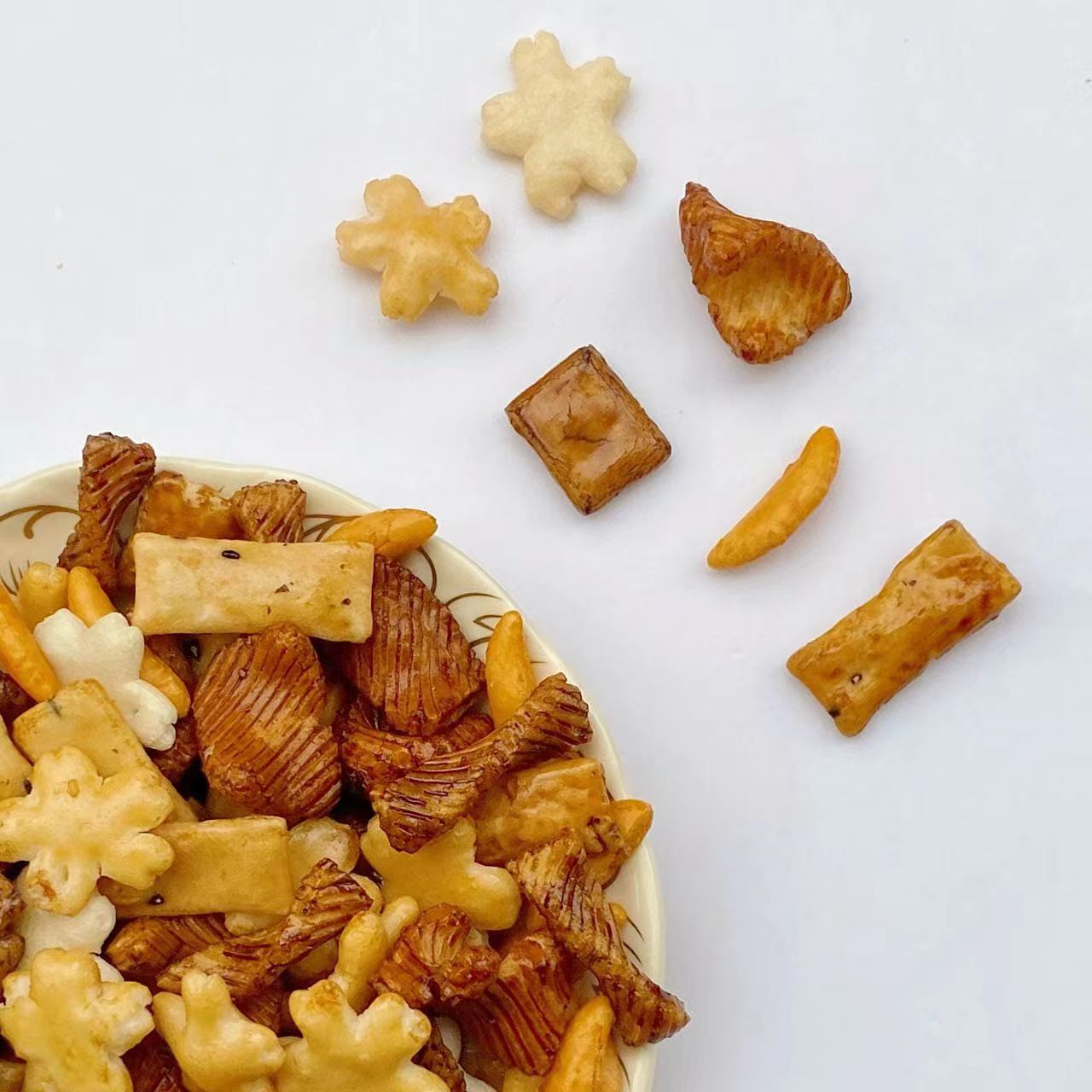 OU KOSHER Japanese Mixed Crackers Healthy Whole Grain Snacks