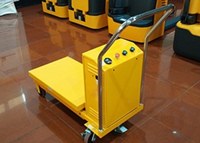500kg Loading Electric Lift Table , Industrial Lift Tables Customized Size