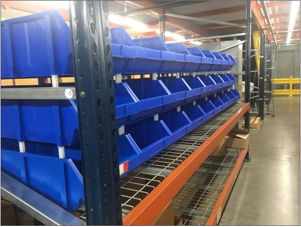 Heavy Duty Industrial Large Warehouse Stackable Plastic Storage Bins For Fastener Bolts Storage
