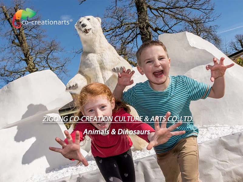 Water Retardant Animatronic Polar Bear animals