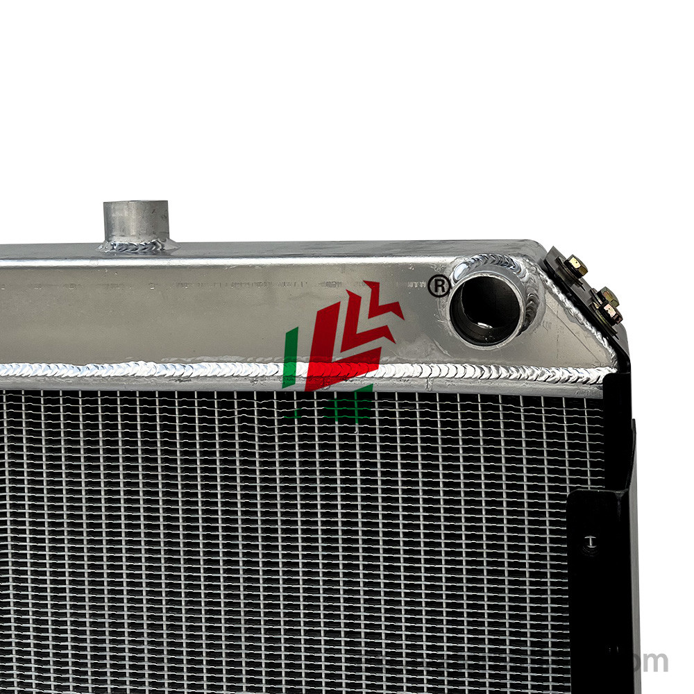 Komatsu D31P-20 Hot Selling Engineering Machinery Aluminum Radiator Mechanical Cooler Accessories