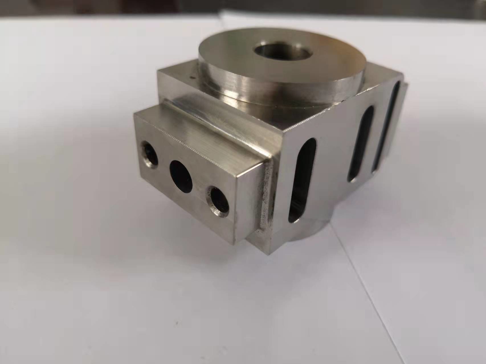 Four Axis Precision CNC Machining Titanium Parts Grade 5 With Milling Service