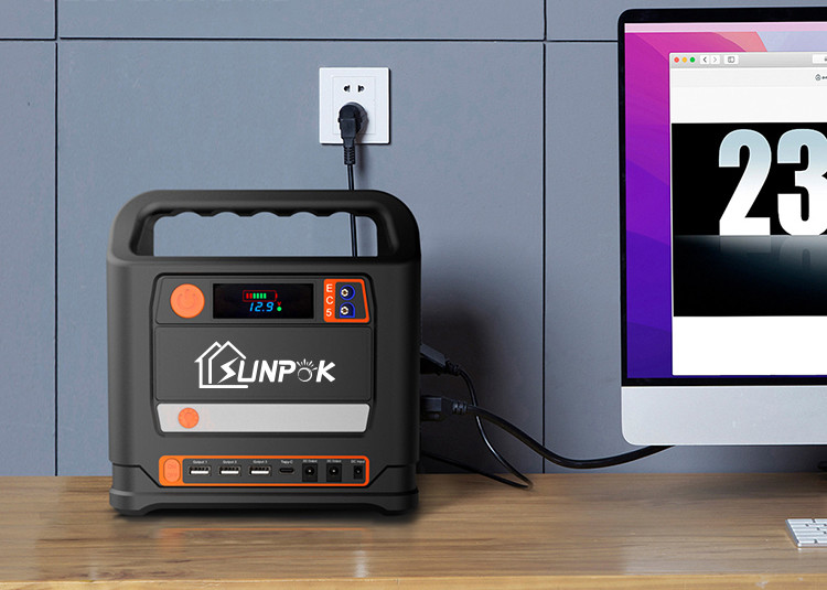 300W Lithium Portable Power Station Lithium Battery Solar Generator