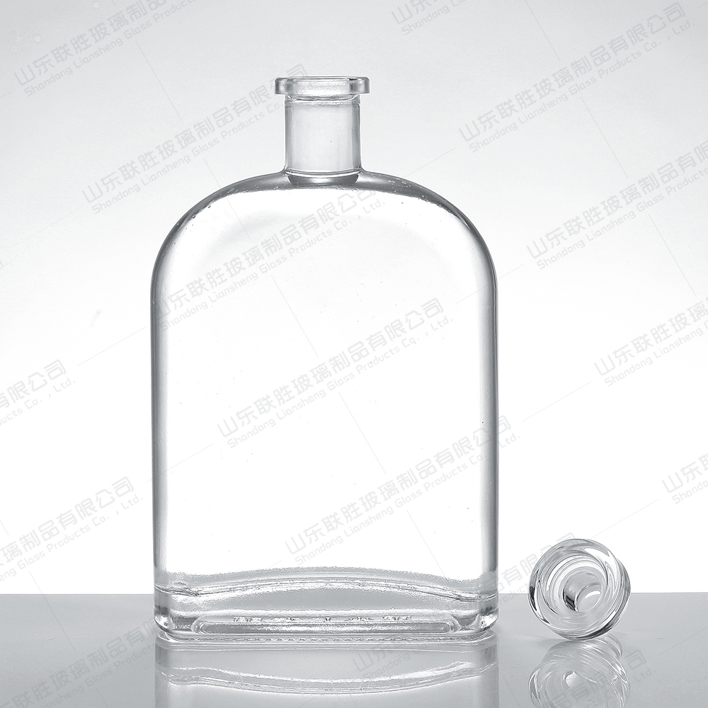 500 Ml 16 Oz Clear Spirit Glass Bottles With Cork Lids And Seal Shrink Capsules Caps