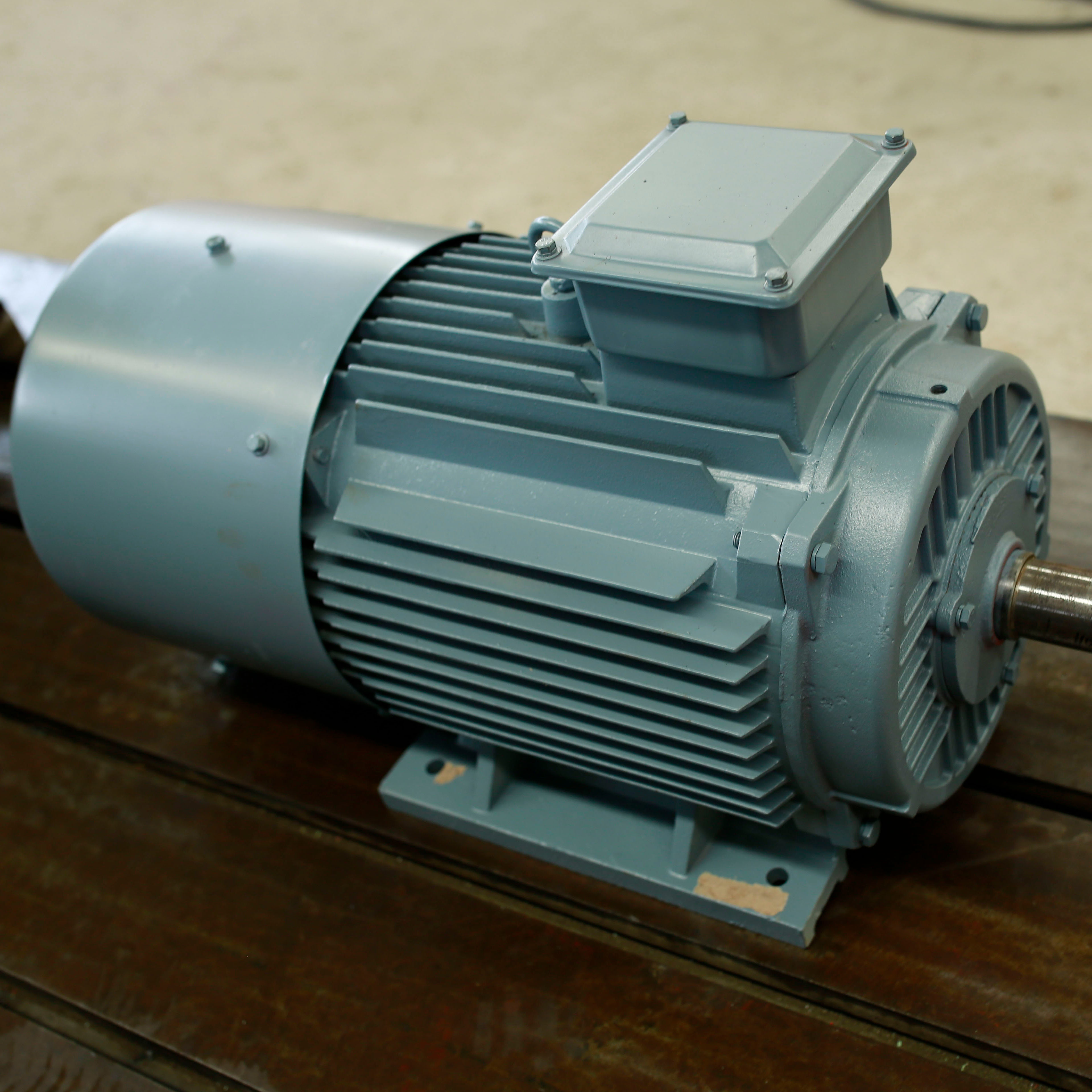 Natural Cooled Permanent Magnet Synchronous Generator 25kw 500rpm 400V 50Hz