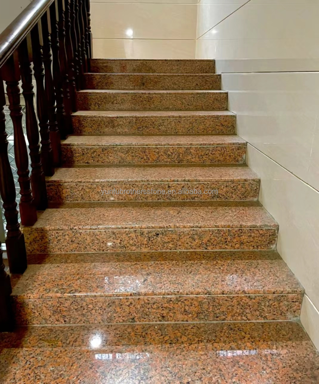 G562 Red Granite Natural Stone Polished Anti Slip Granite Slab for Stair Luxury Style