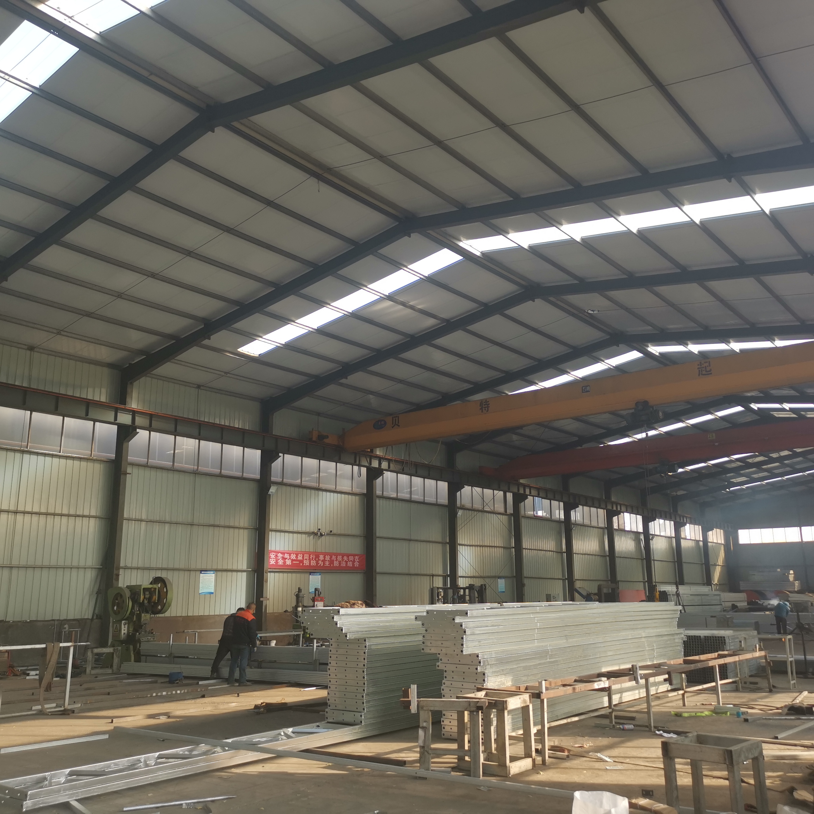 Single Span Agricultural Greenhouses Shading Net Film Greenhouse For Tomato Planting