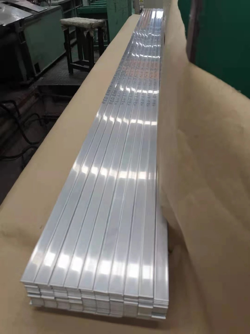 OEM ODM 201 304 316L Rectangular Stainless Steel Flat Bars Galvanized