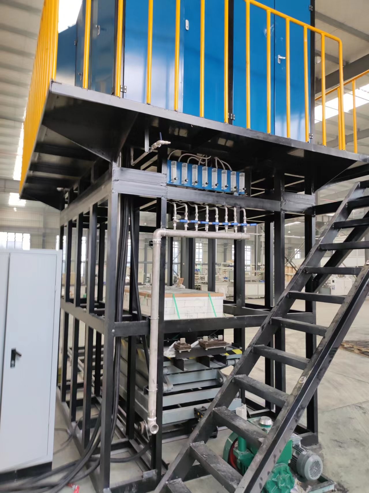 Advanced Ceramic Materials Sintering Lift Furnace High Temperature With Waste Gas Incinerator