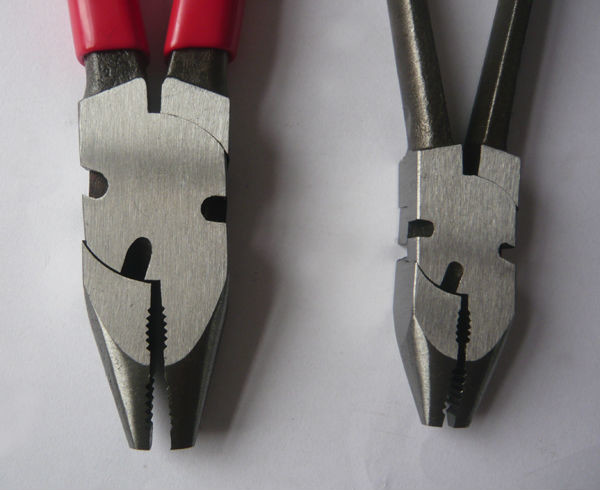 Multifunction fencing plier with cutter with red or black hand color QL1204