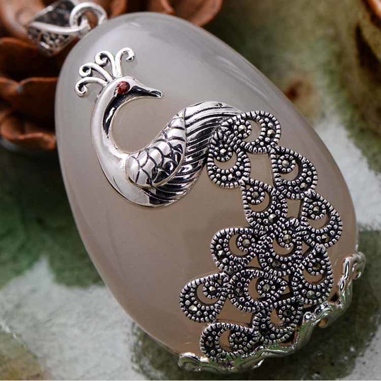 Sterling Silver Peafowl Style White Chalcedony Pendant Neclace (041001)