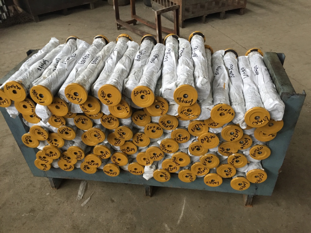 Silver Excavator Bushing For Pins And Bushings Tooth Teeth Sany Size Sizes Lock Arm Kit Shaft 11D1091 Pin Bucket