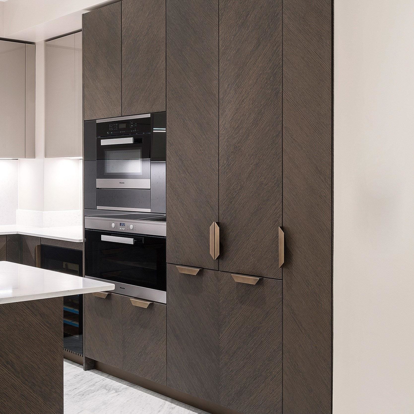Whole House Customization Service Modern Style Particle Board Kitchen Cabinet Luxury Minimalist Kitchen Furnishing For Villa