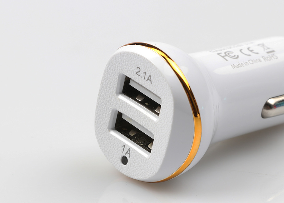 5V 3.1A Car Charger Adapter With Dual Port PC Material OEM Accepted Silver Blue Black