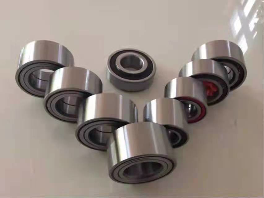 DAC438245 Hub Wheel Bearing For Toyota Matrix Wheel Hub