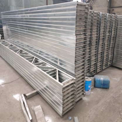 Modern Light Hangar Steel Structures For Hotel Produced By Manufacture