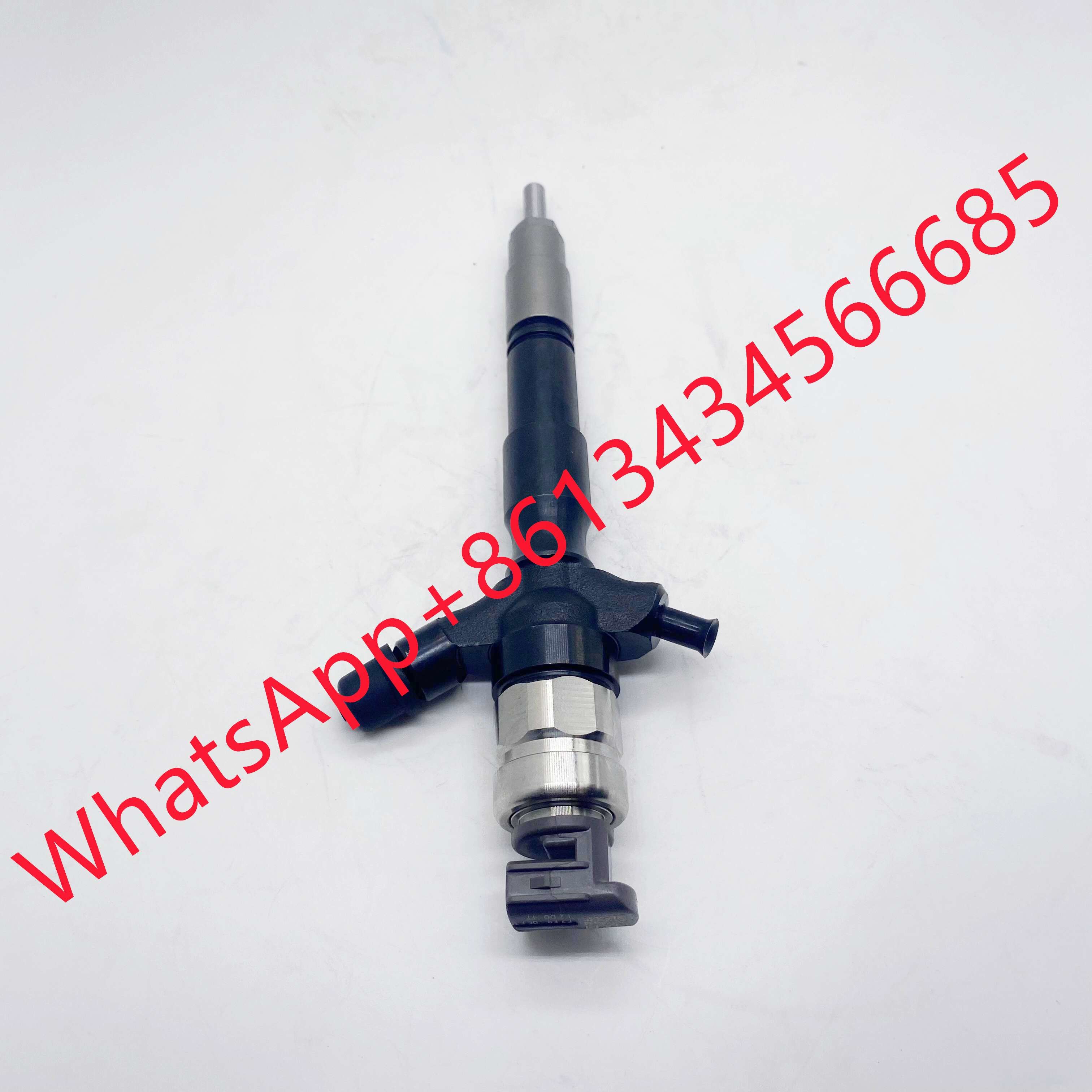 23670-09330 Auto Fuel Diesel Injector Assy for Toyota Hilux Common Rail Injection 2367009330