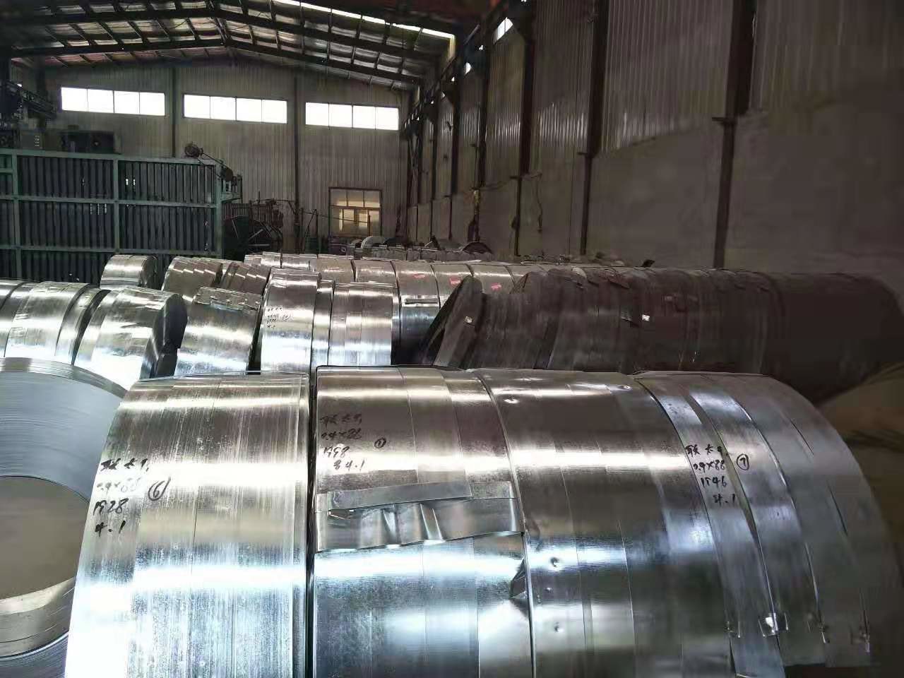 Building Material Cold Rolled Steel Strip , Wear Resistant Metal Strip Roll