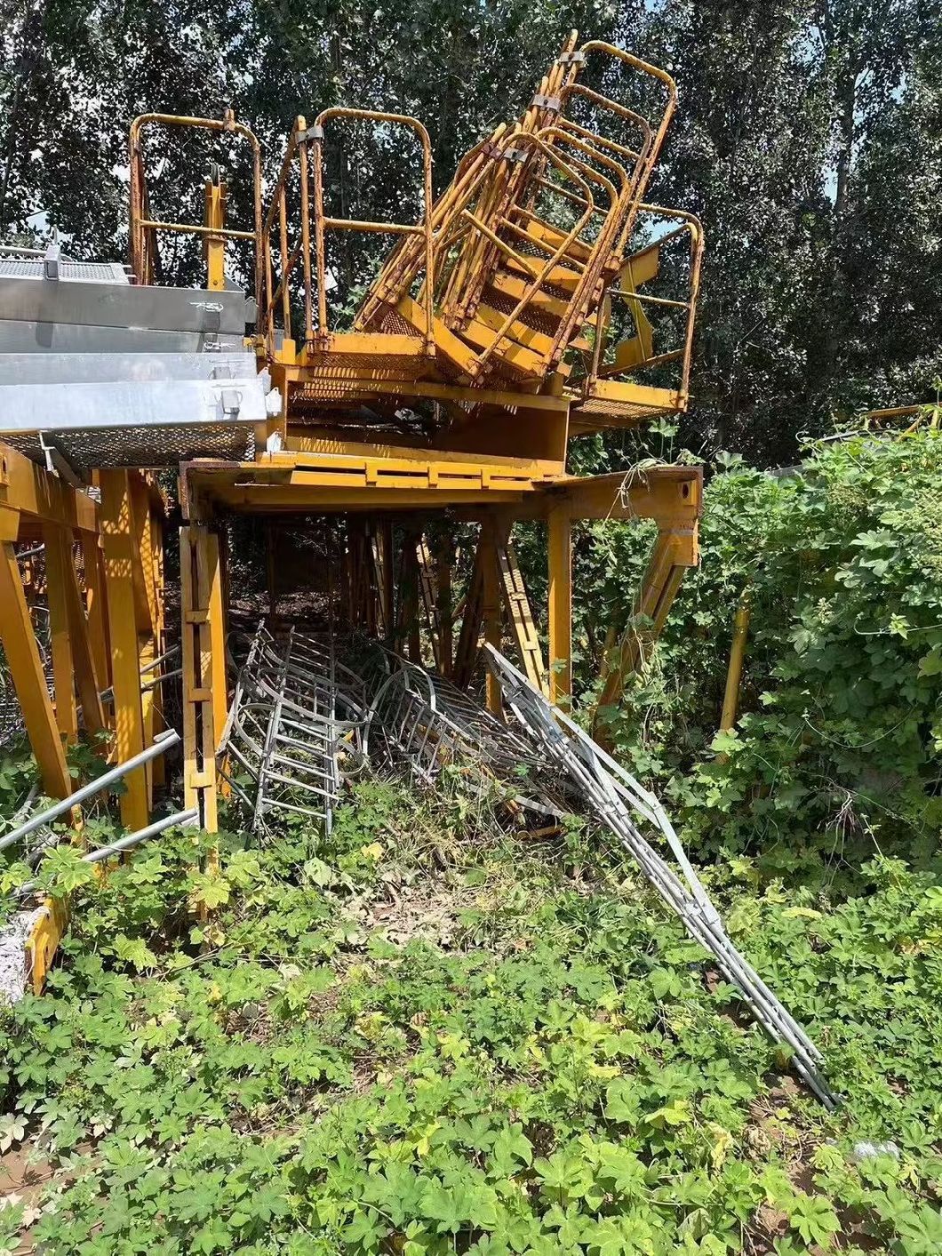 14 Years Affordable Used Tower Crane 7025-16 for Sale, Interested Parties Contact!
