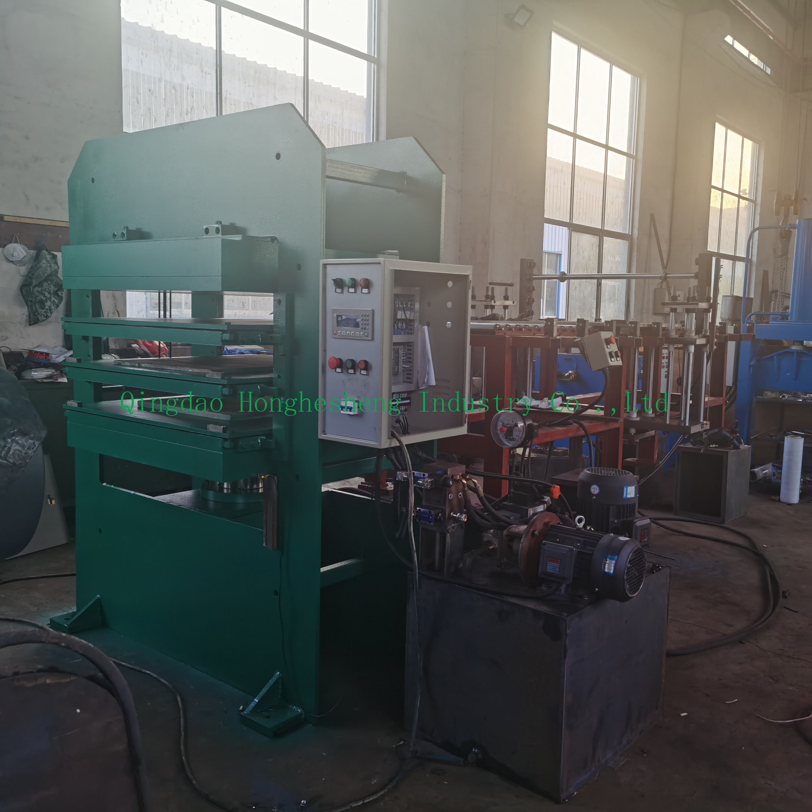 Fibreborad Vulcanizing Press Machine Vulcanized Equipment For Fiberboard