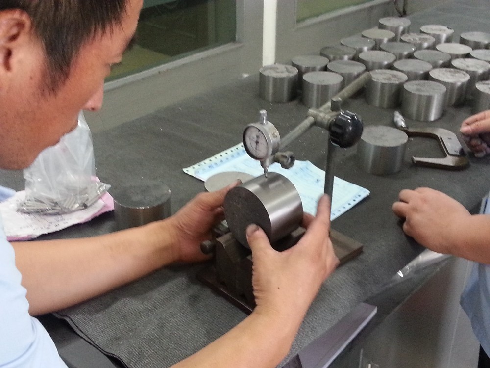 Customized NdFeB Composite Curved Magnet for Permanent Magnet Brushless DC Wheel Motor