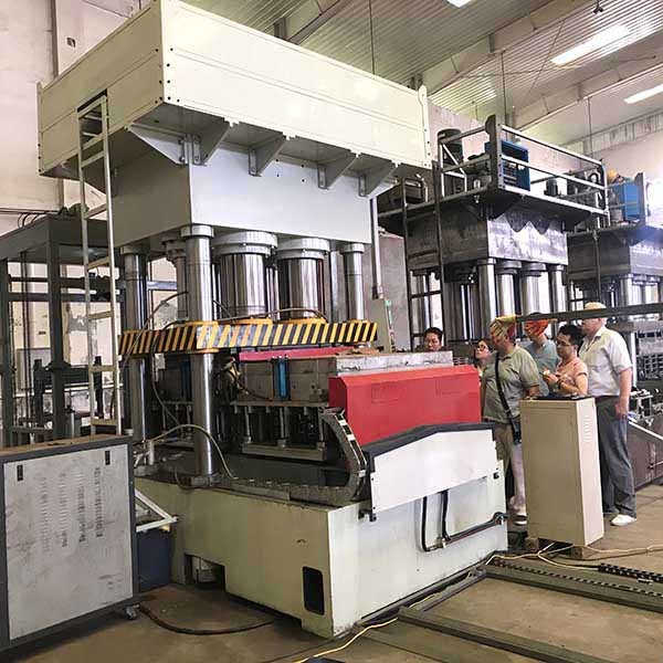 2 Tons Dynamic Load Presswood Pallet Pressed Wood Pallet Machine