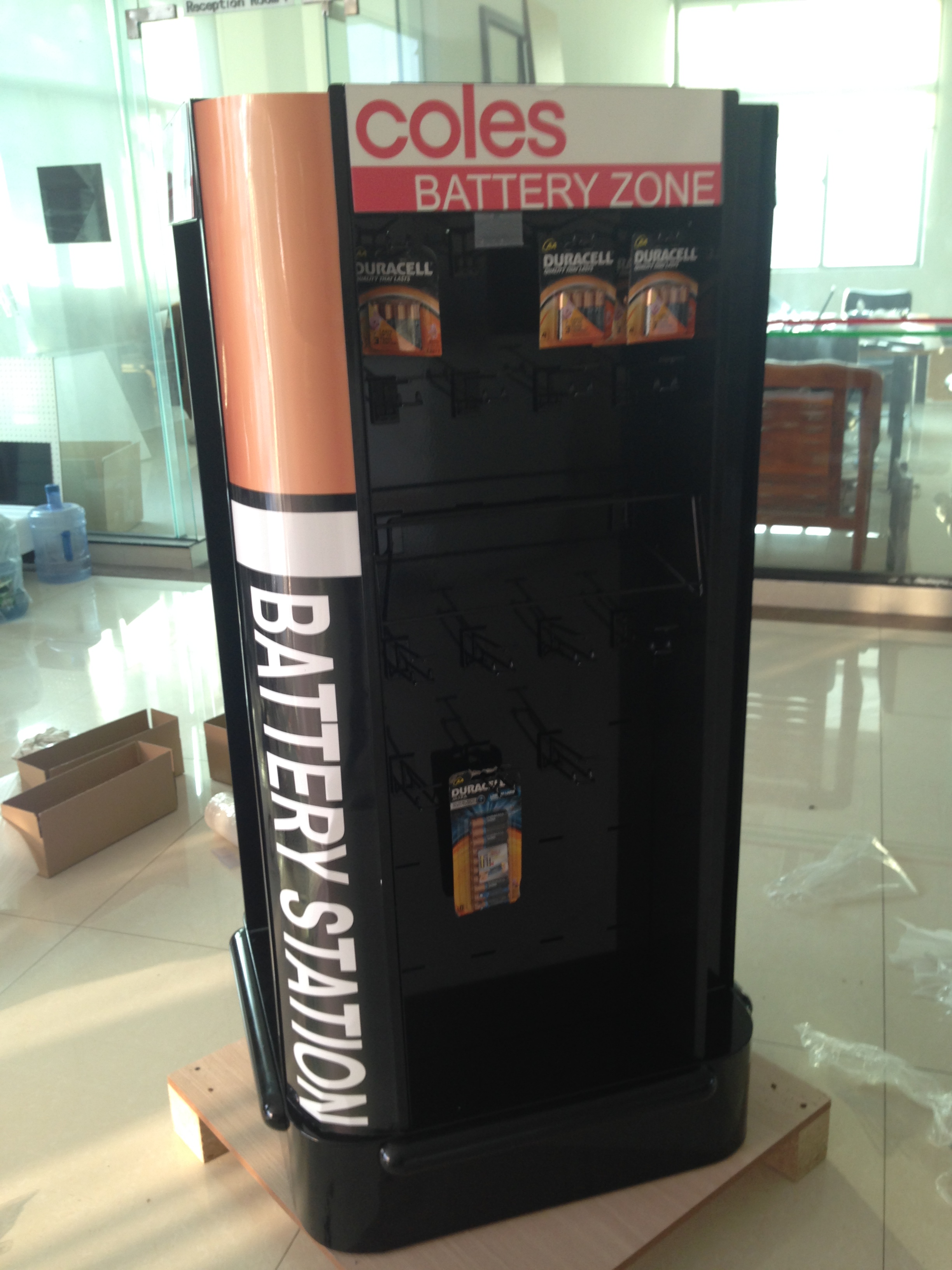 AAA Battery Point Of Sales Displays Counter Display Stand With Hanging Hooks