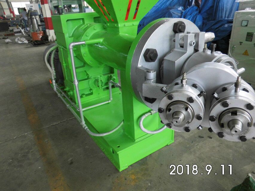 150mm Screw Exterior Dia Roller Extruder Machine for Industrial