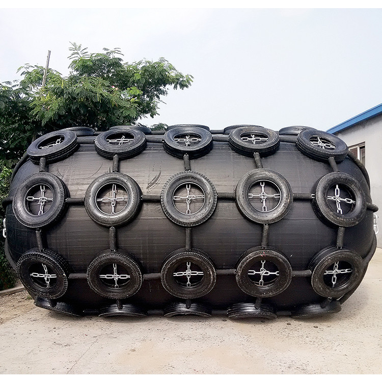 Rubber Pneumatic Marine Fender Dock Defense Boat Fender With Tyre To Vessel Mooring / Moor