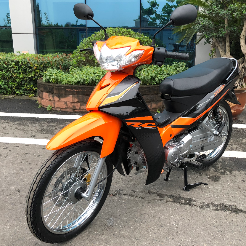 Comfortable 110cc Super Cub Motorcycle With Step Through Frame