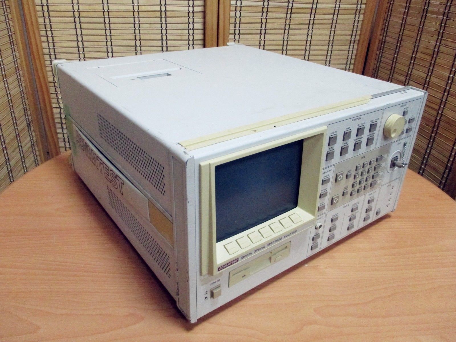 600nm-1750nm ADVANTEST Spectrum Analyzer , Q8381 Optical Spectrum Analyser