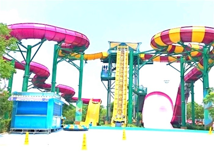 Wen Wen Waterslides | Custom Thrill Solutions for Global Water Parks
