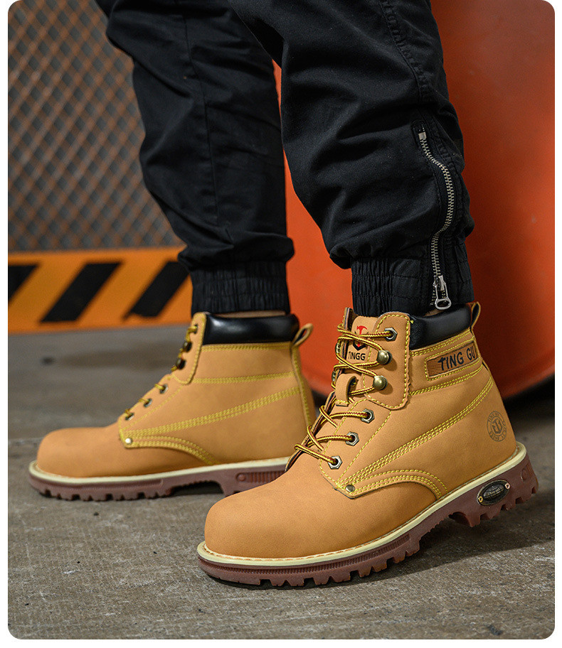 Black Microfiber Leather Safety Boots Beef Tendon Sole Work Shoes For Men