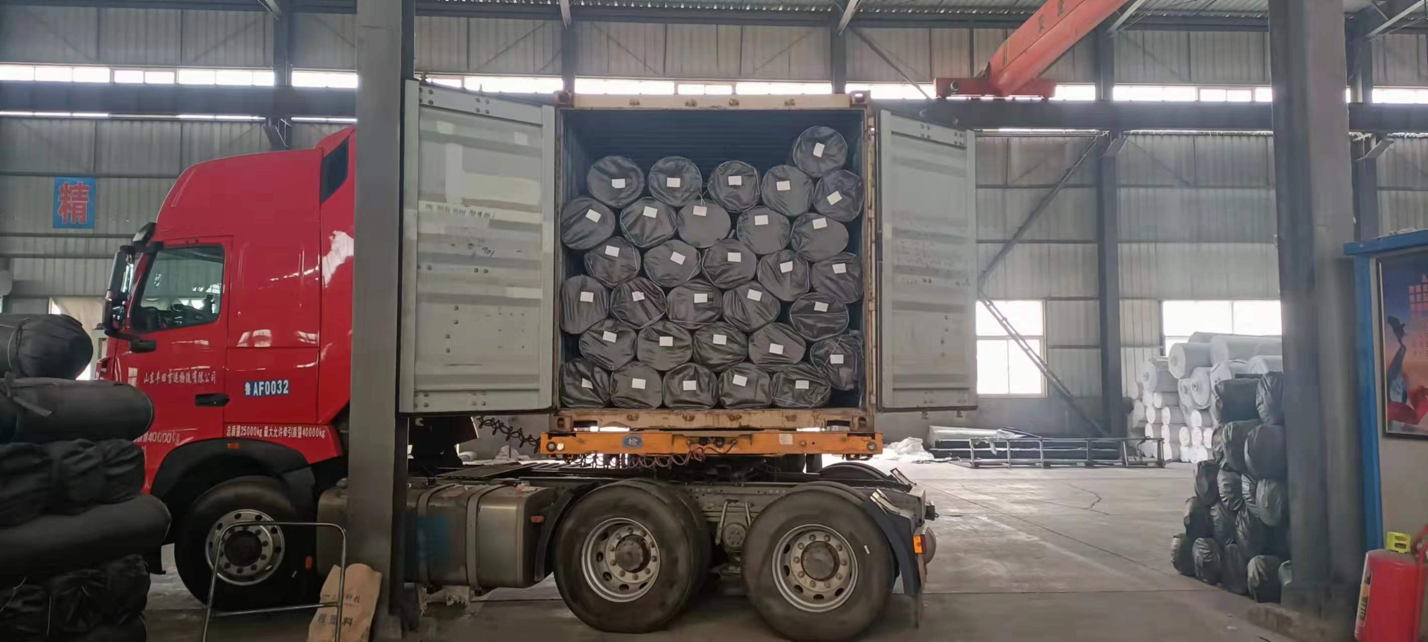 GB/ASTM GRI-GM13 Standard HDPE Geomembrane Welding Machine for Anti-Moisture Seepage