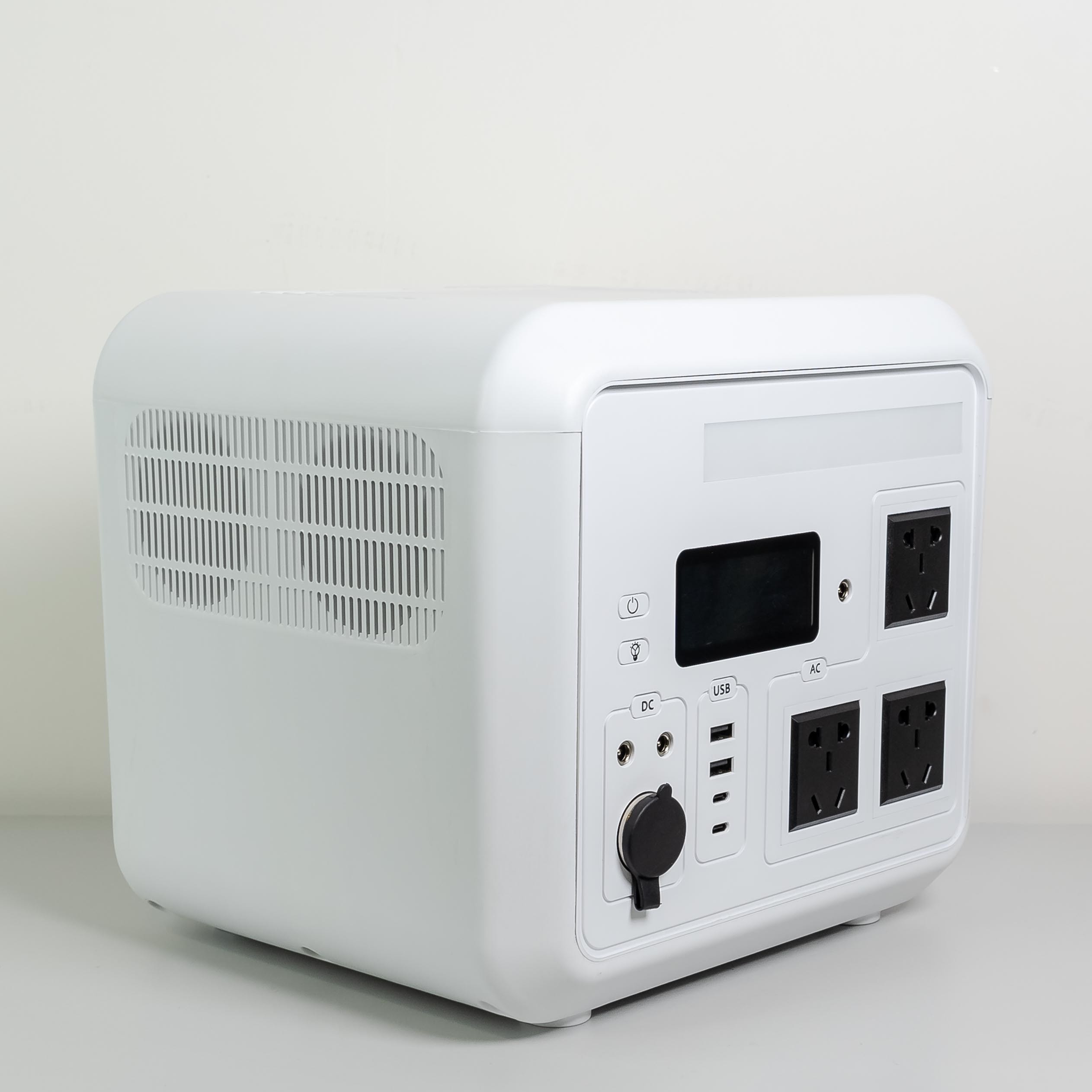 No Memory Effect 1500W Output Power All In One Solar System Portable Ac Power Station With LED Light For RV Camping