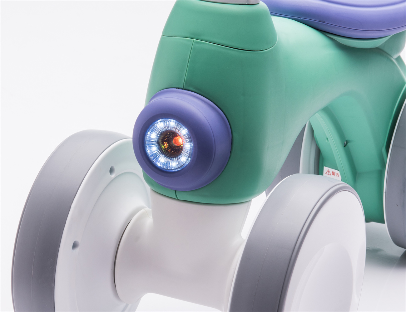 Safe and Odor-Free 2022 Model with Strict Selection of Environmentally Friendly Materials
