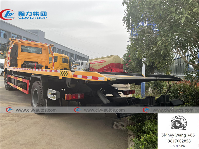 SINOTRUK HOWO 4x2 Heavy Duty 8T Flatbed Wrecker Towing Truck