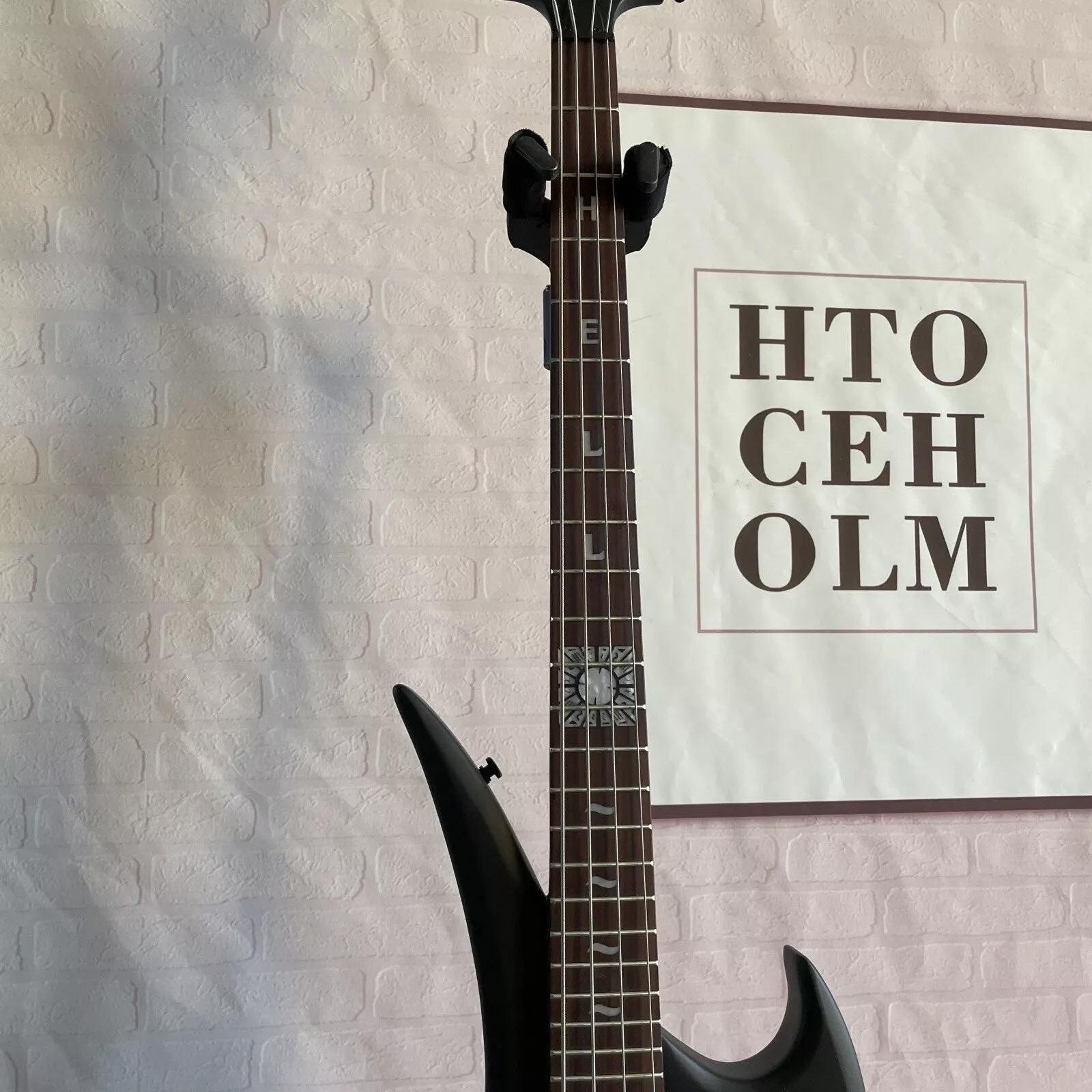 Custom Special Shape 4 Strings Electric Bass Guitar Basswood Body with Matte Finishing