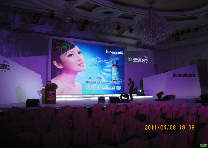 512mm x 512mm HD Indoor 4mm Full Color Die-casting Aluminum Cabinet LED Display
