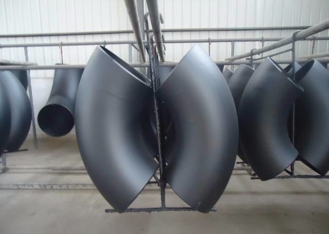 ANSI B16.9 A234 Wpb Seamless Steel Pipe Fittings 90 Degree 15NB-2000NB