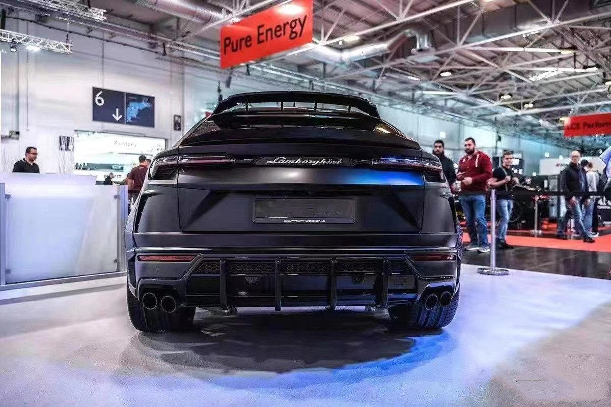 For Lamborghini URUS Carbon Fiber Spoiler URUS Upgrades the PD-style Carbon Fiber Spoiler Top Wing