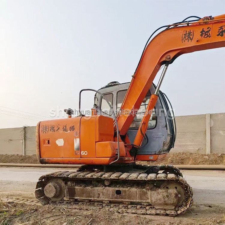 Hitachi EX60 Excavator With Original Hydraulic Cylinder Excellent Condition
