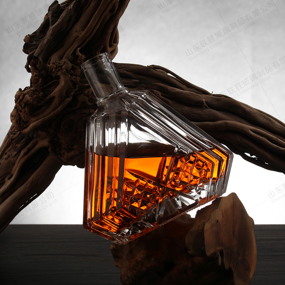 Glass Shot Bottle Custom Luxury 500ml 750ml 1000ml for Bar Acid Etch Surface Handling