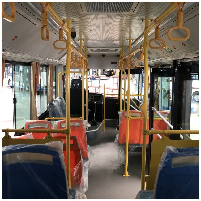 Yuchai Diesel Engine Bus 25 Seater Coaster Bus Emission IV