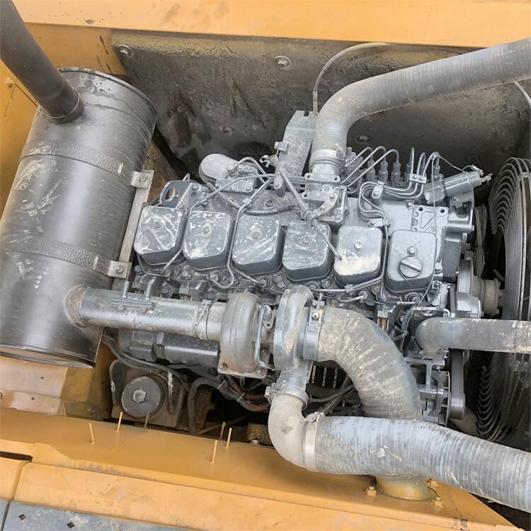 Used Hyundai 220 Excavator with Original Hydraulic Valve in Excellent Health Condition